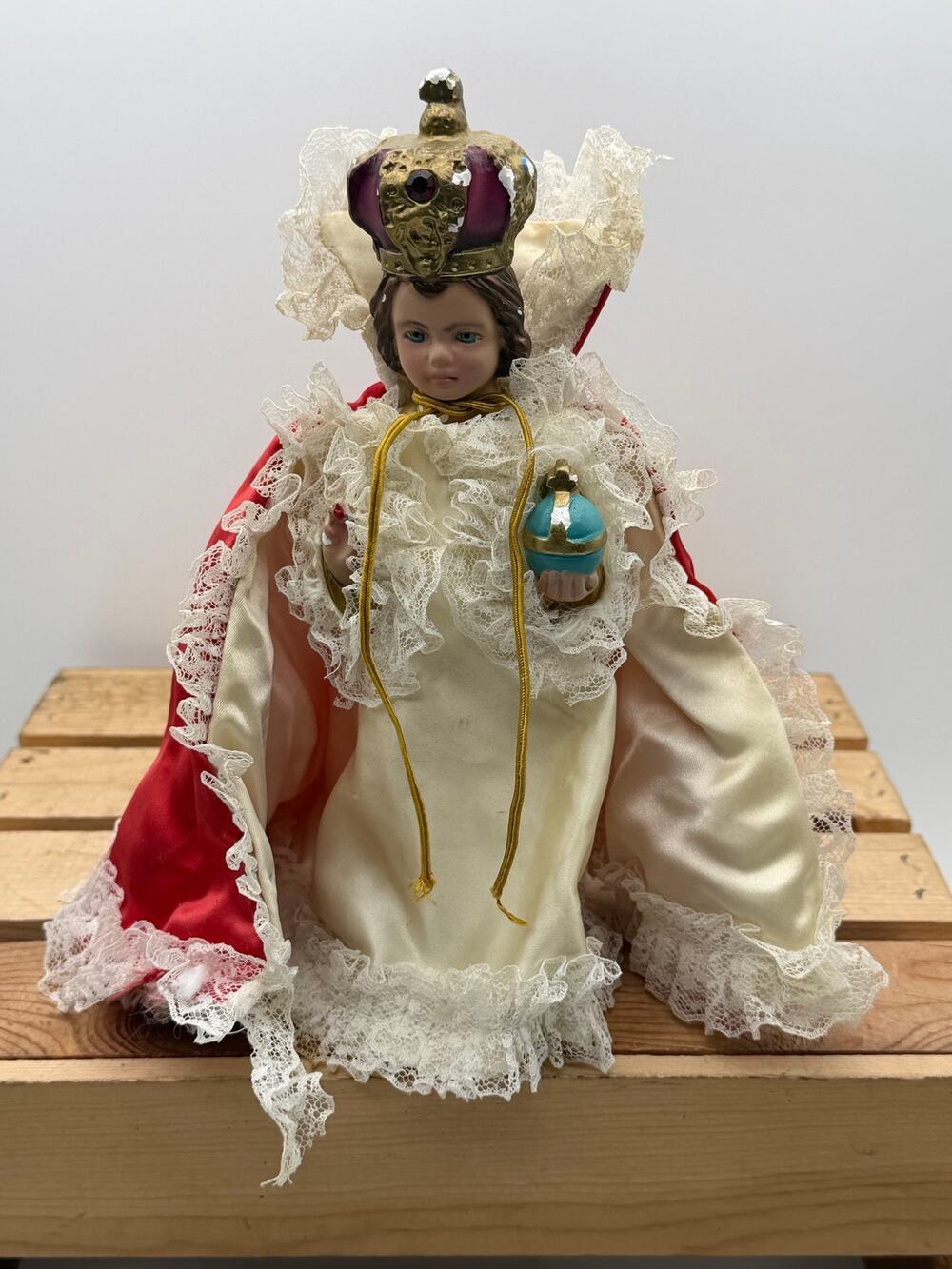 Vintage 1966 Columbia Statuary Infant of Prague Chalkware Statue w/ Fabric Vests